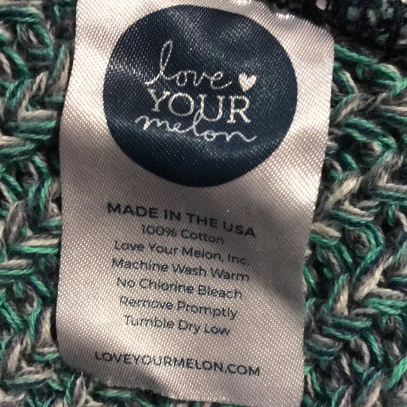 Love Your Melon teal blue Ribbed Beanie hat NWOT - Picture 4 of 4